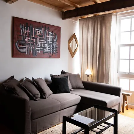 Cosy Flat, Heart Of The City Apartment
